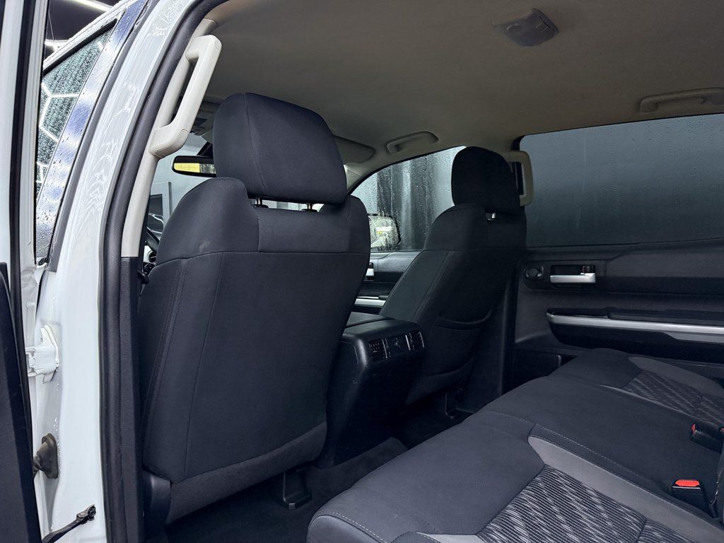 2018 Toyota Tundra SR5 - Photo 20