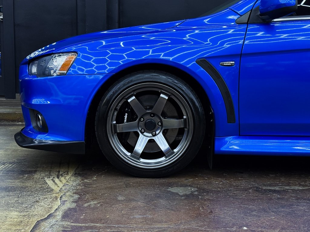 2010 Mitsubishi Lancer Evolution MR photo 4