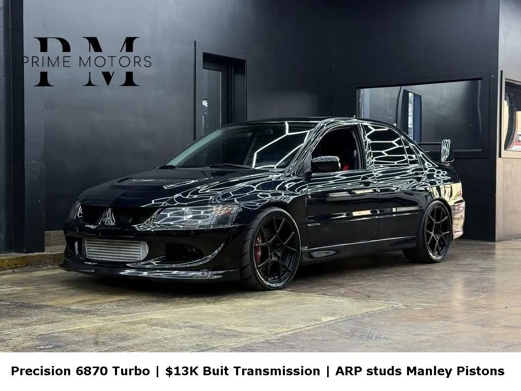2004 Mitsubishi Lancer Evolution VIII's photo