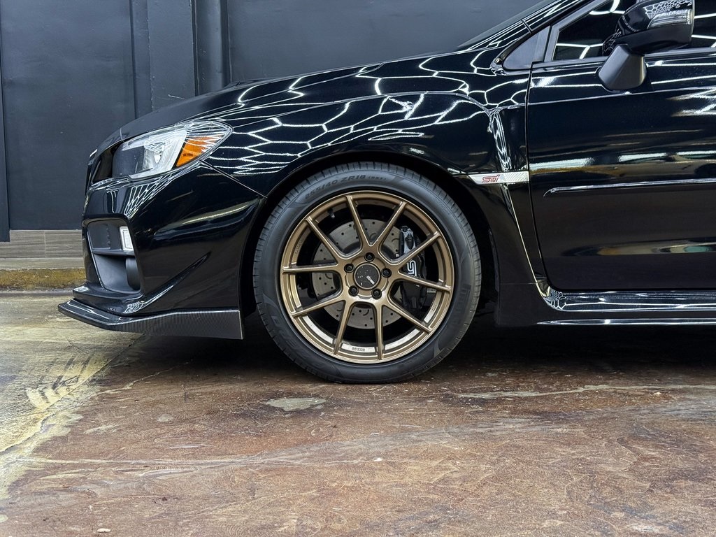 2016 Subaru WRX STI photo 4