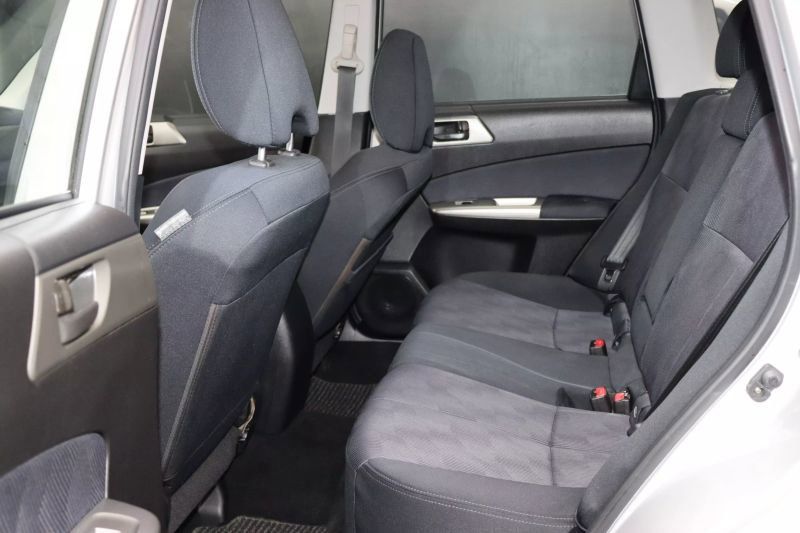 2010 Subaru Forester X - Photo 18