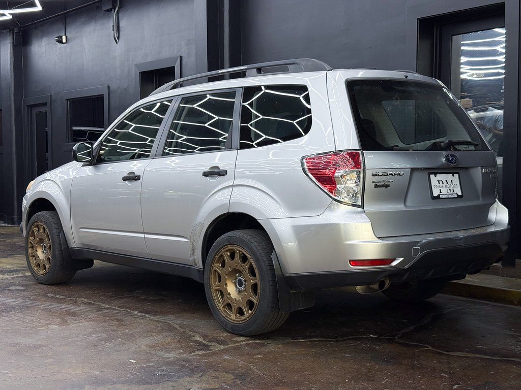 2010 Subaru Forester X - Photo 5