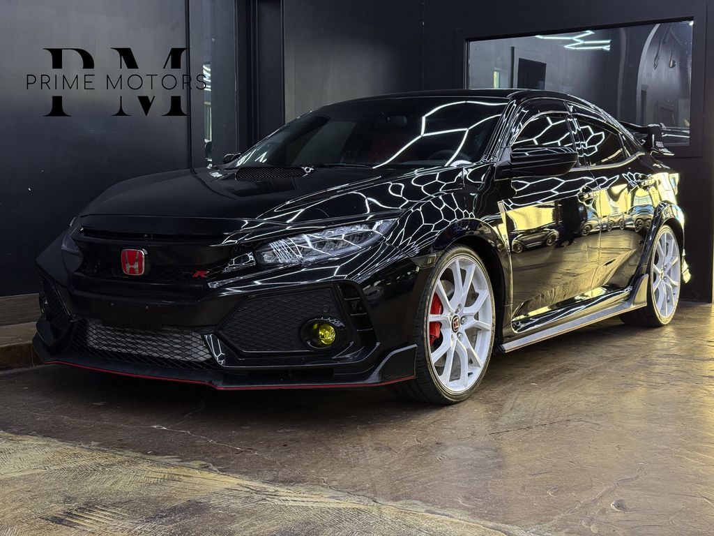 2017 Honda Civic Type-R Touring's photo