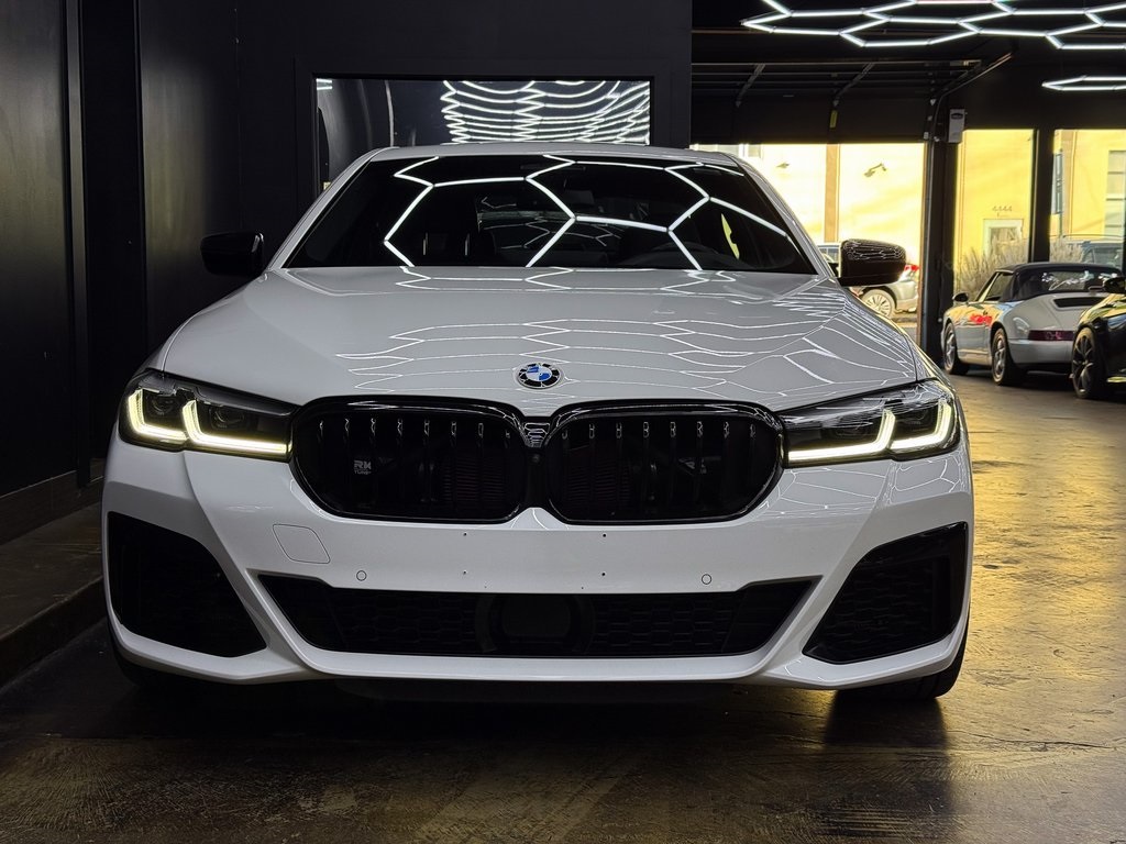 2021 Bmw M550i photo 2