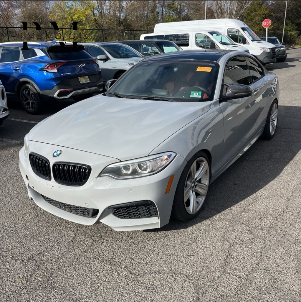 2017 BMW 2 Series M240i's photo