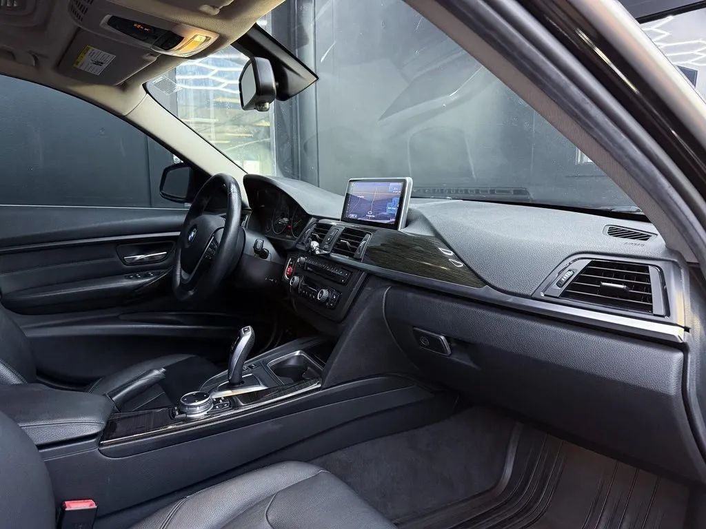 2015 BMW 3 Series 335i - Photo 25