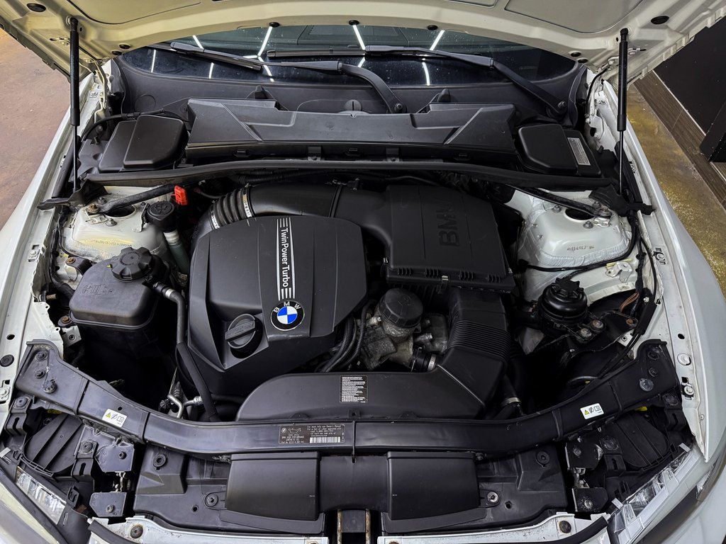 2011 BMW 3 Series 335i - Photo 27