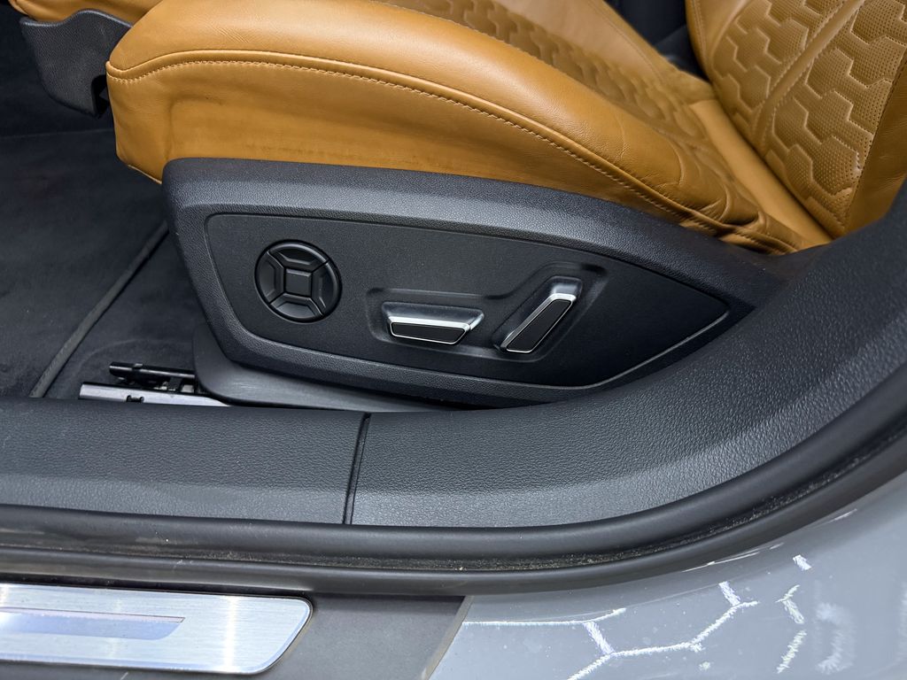 2022 Audi RS6 Avant Base - Photo 16