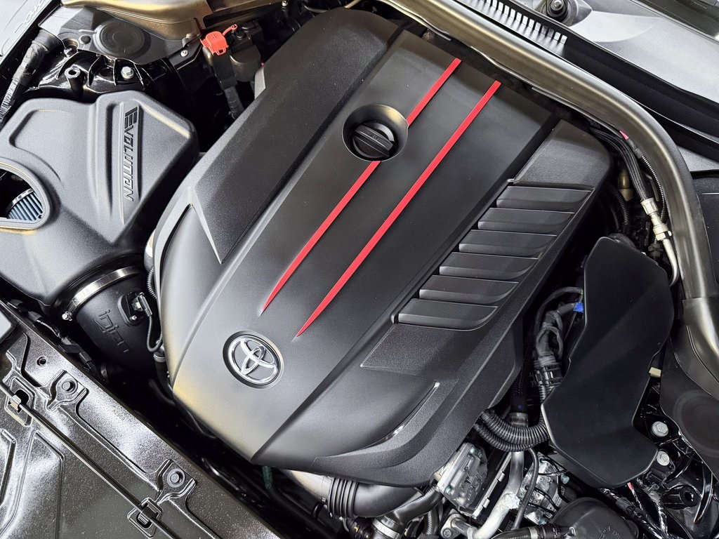 Toyota Supra vs BMW M3