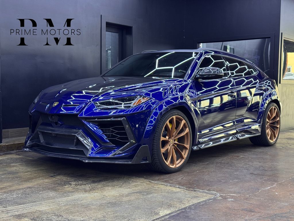2022 Lamborghini Urus 4.0 V8's photo
